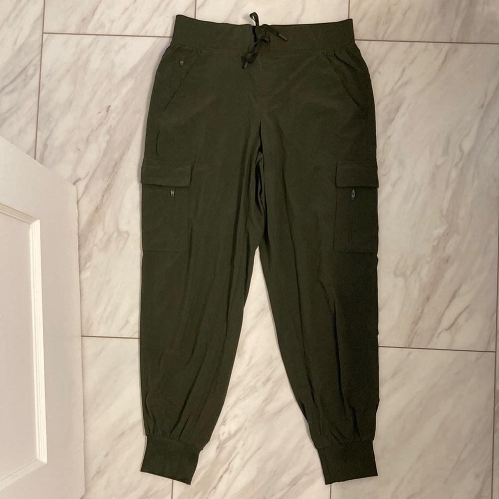 All In Motion Stretch Woven Cargo Pants